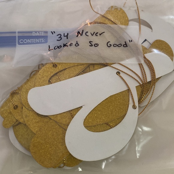 34 Never Looked So Good Gold Glitter Banner 34th Anniversary Birthday Decor - Picture 4 of 4